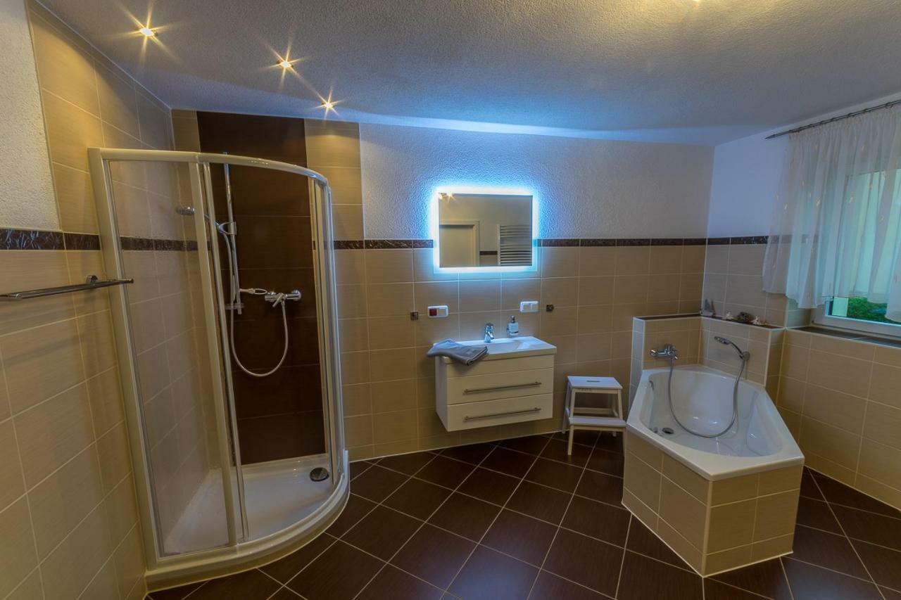 Ferienwohnung "Turmblick" Rathmannsdorf Экстерьер фото